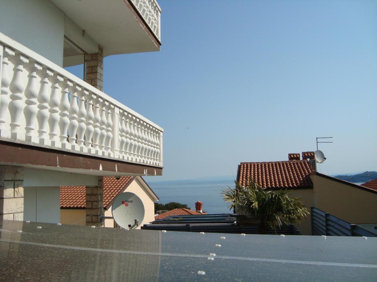 Apartman Carmen Crveni Vrh Exterior foto